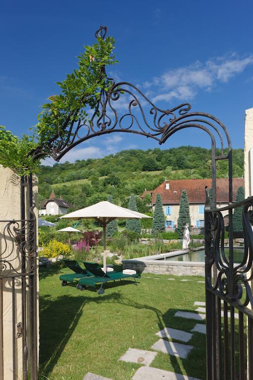 Chateau De Germigney Port-Lesney Exterior photo